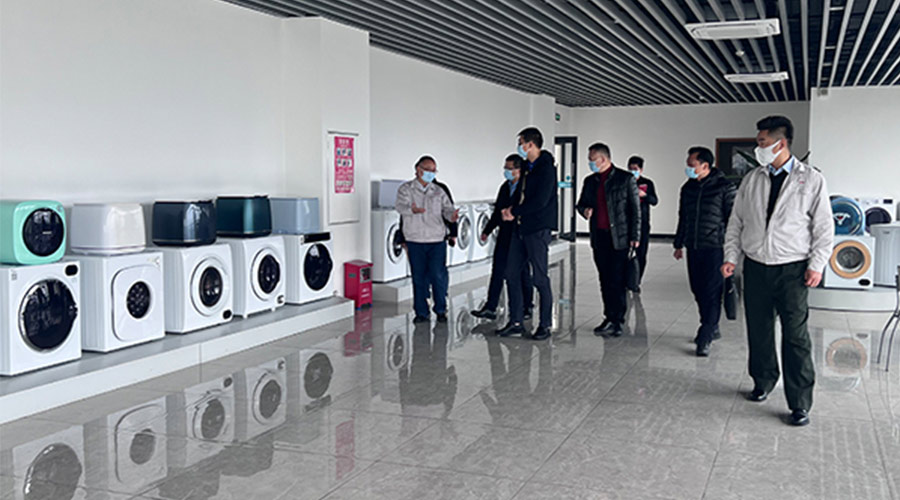 分享交流！鶴山市領(lǐng)導(dǎo)以及書記一同到訪金環(huán)電器