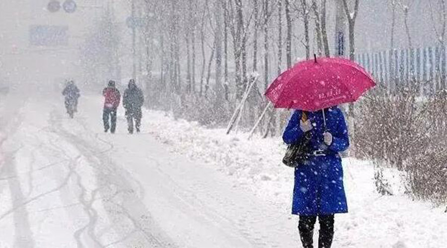 北方雨雪天上線！雨雪天使用衣物烘干機(jī)烘衣的好處