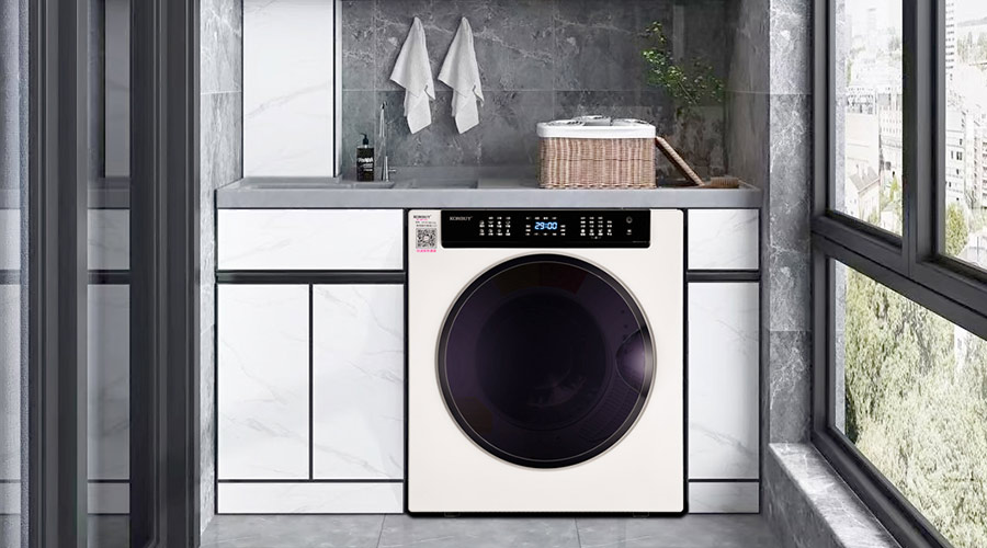 有家用衣服烘干機(jī)的陽臺，如何提升生活品質(zhì)