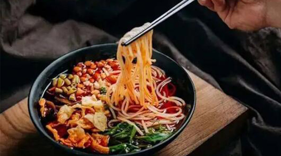 吃螺螄粉衣服上有味道如何快速解決！滾筒衣服烘干機(jī)有辦法